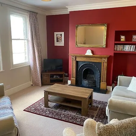 Appartement Lovely Spacious Home, 8mins Walk To Minster York
